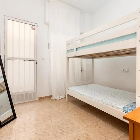 Bonito De Dos Y Piscina Apartman *