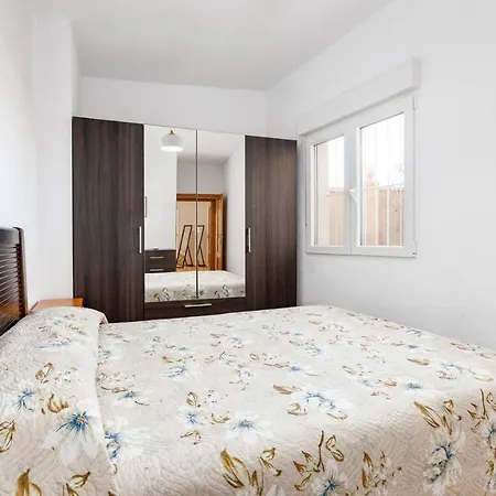 דירה Bonito De Dos Y Piscina